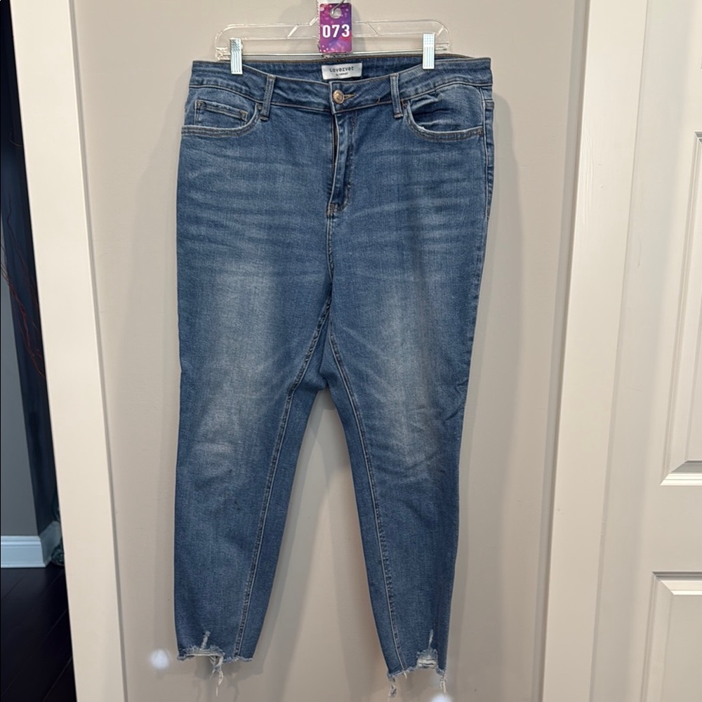 Blue Skinny Jeans with Raw Hem